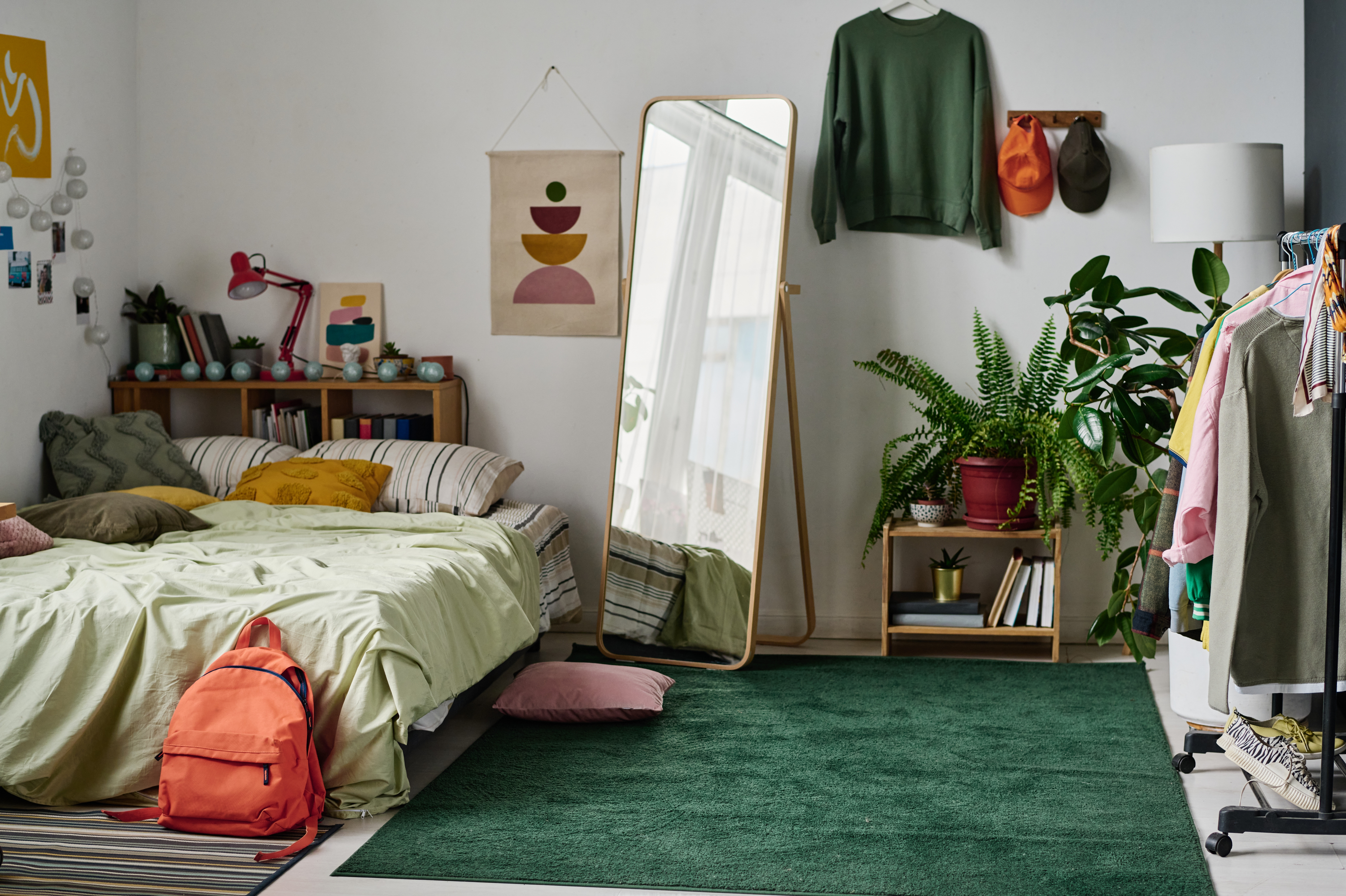 A photo of the rug in bedroom